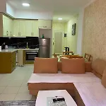 Roni דירה