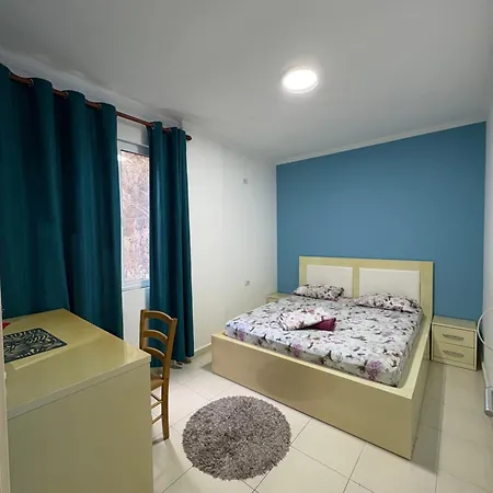 Roni * Golem (Tirana)